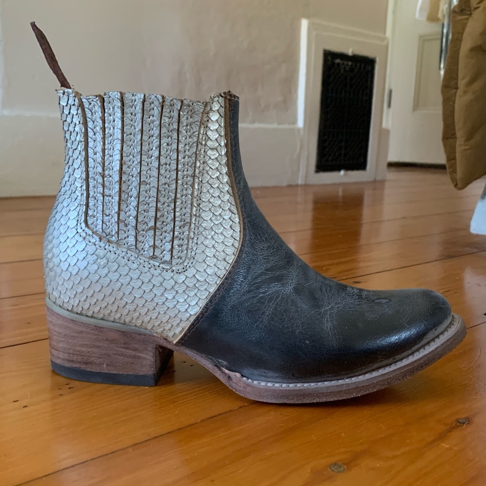 Freebird Salamanca boot size 6